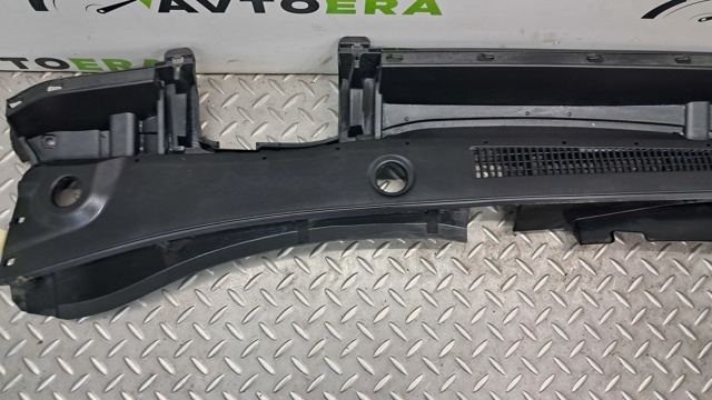 Водостік лобового скла, жабо 5570878010 TOYOTA