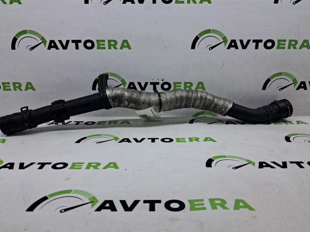 Патрубок системи охолодження 5N0122073L VAG