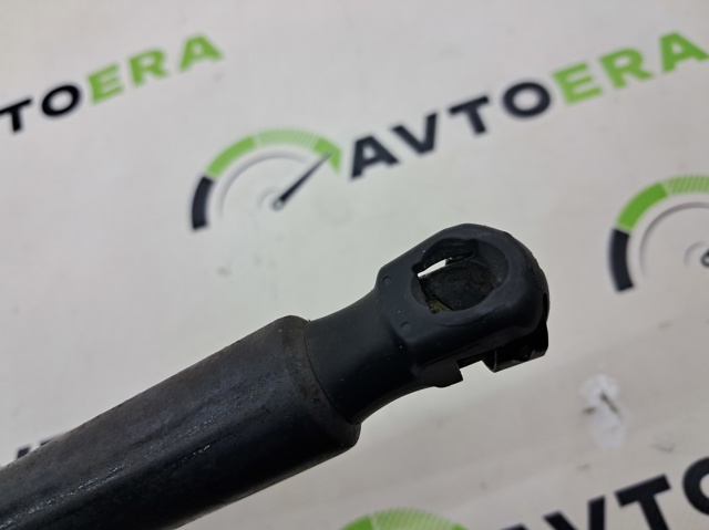 Амортизатор багажника правий 5N0827550D VAG