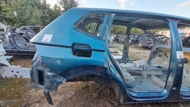 Крило праве заднє 5NL809844 VAG