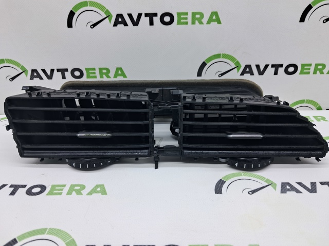 Решітка повітропровода 5NN8197289B9 VAG