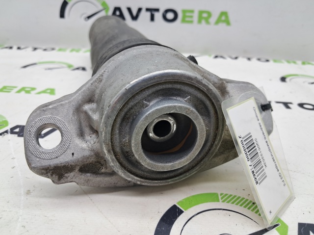 Опора стійки амортизатора заднього Ауді Ку 3