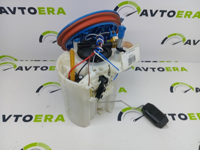 Модуль паливного насосу, з датчиком рівня палива 5QM919051 VAG