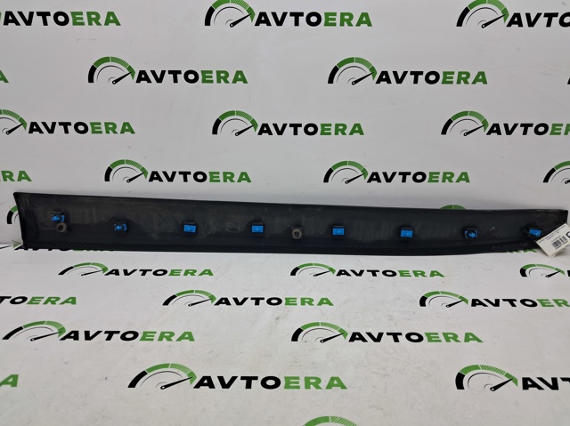 Молдинг передньої правої двері, нижній 5UP24RXFAB CHRYSLER