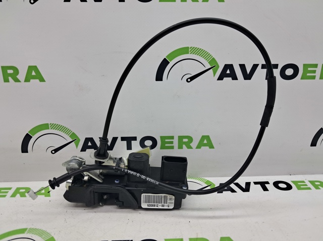 Замок двері правої передньої 600891200C TESLA