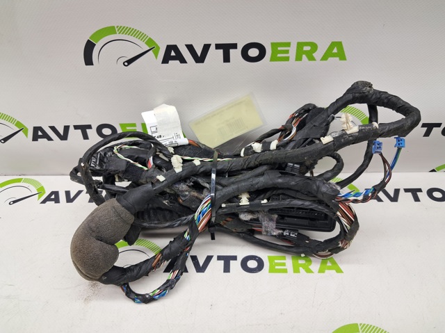 Електропроводка передніх дверей 61128714777 BMW