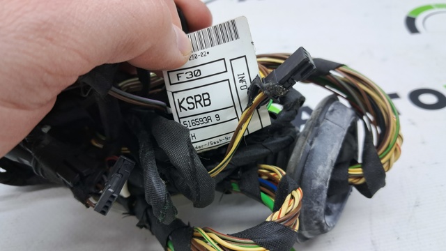 Електропроводка задніх дверей 61129286250 BMW