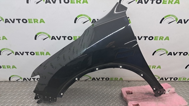 Переднє ліве крило 631016FL0A NISSAN