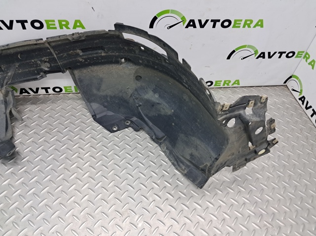 Підкрилок переднього крила, правий 638406RR0A NISSAN