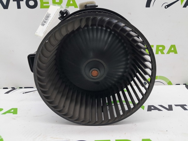 Електромотор пічки 64116836881 BMW