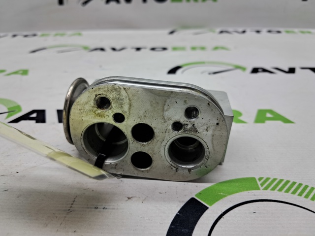 Клапан розширювальний 64119289832 BMW