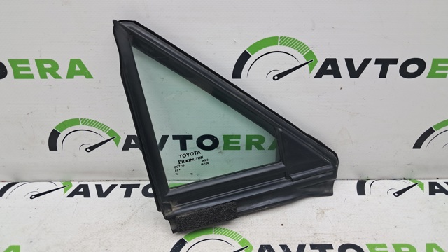 Скло-кватирка дверей, передніх, правих 681250R050 TOYOTA