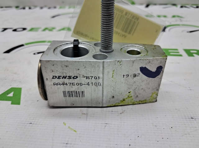 Клапан TRV, кондиціонера 68153947AA CHRYSLER