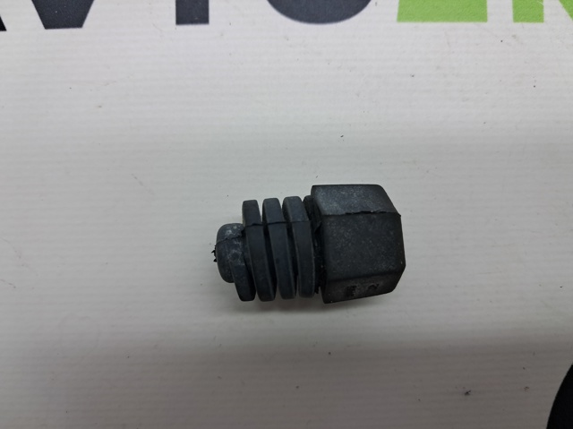 Буфер капота гумовий 68162947AA CHRYSLER