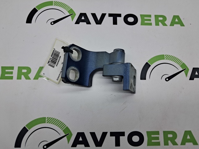 Петля передніх дверей права 68200945AA CHRYSLER