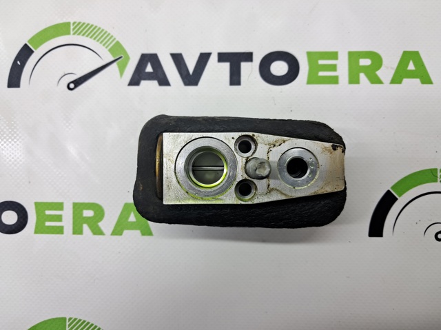 Клапан TRV, кондиціонера 68334777AA CHRYSLER