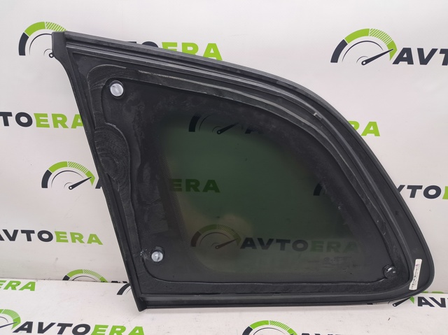 Стукло багажника, праве 68415290AA CHRYSLER