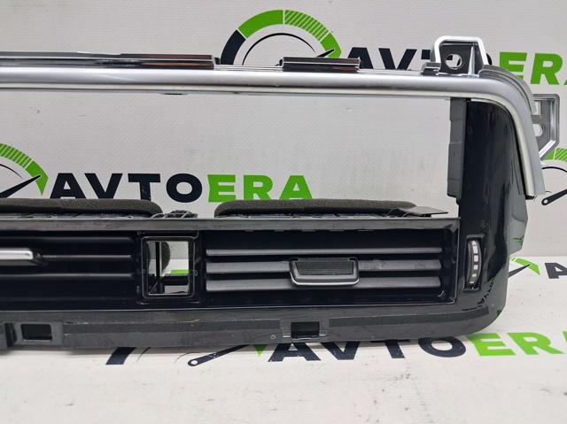 Решітка повітропровода 687506RR2A NISSAN
