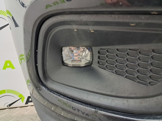 Бампер на авто 6AZ97TZZAC CHRYSLER