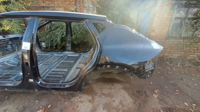 Крило заднє 71503CVC00 HYUNDAI
