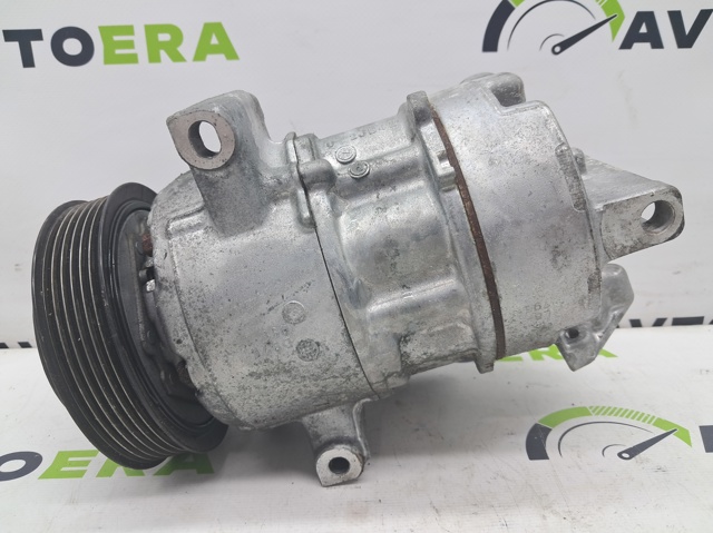 Компресор кліматичної установки 7813B071 MITSUBISHI