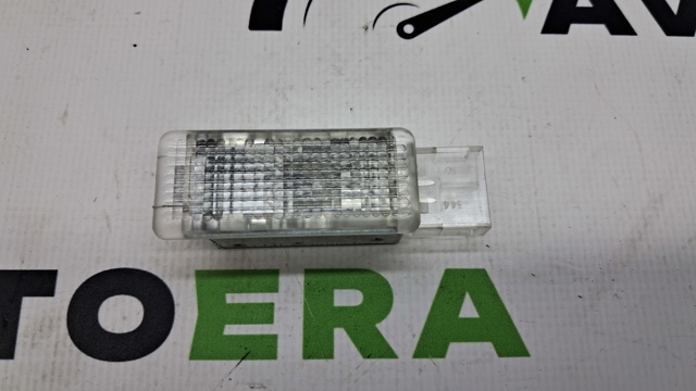 Плафон підсвічення бардачка 7L0947415 VAG
