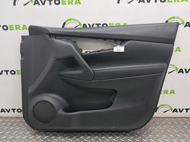 Оббивка передніх дверей 809005HK0A NISSAN
