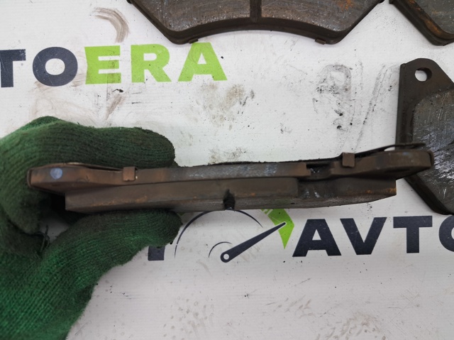 Колодки передні 80A698151C VAG