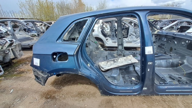 Крило заднє праве 80A809838STL VAG