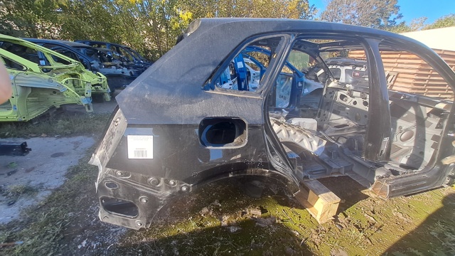 Крило праве заднє 80A809838STL VAG