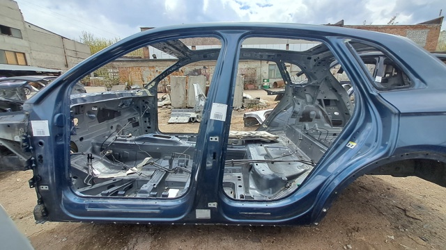 Поріг зовнішній лівий 80A809847STL VAG