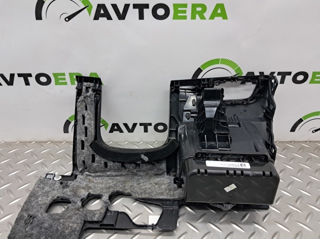 Ящик для предметів догляду 80B880301A6PS VAG