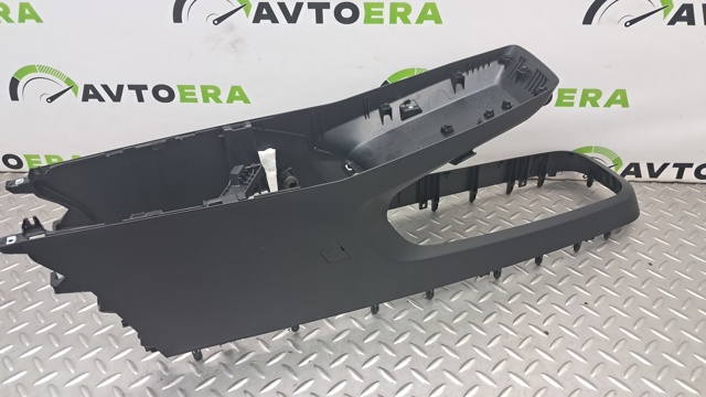 Консоль центральна панелі керування 84611CV000WK HYUNDAI