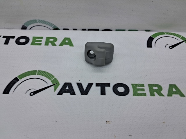 Фіксатор сонцезахисного козирка 852353X000TX HYUNDAI