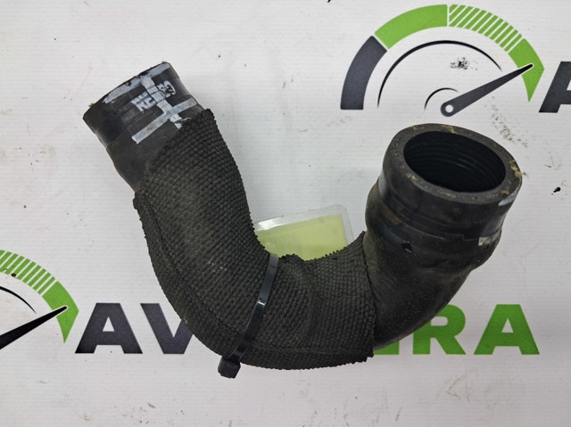 Патрубок повітряний, вхід в резонатор 8K0145832B VAG
