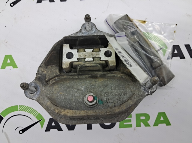 Подушка коробки передач 8K0399151DD VAG