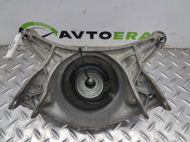 Опора амортизатора переднього правого 8K0412392F VAG