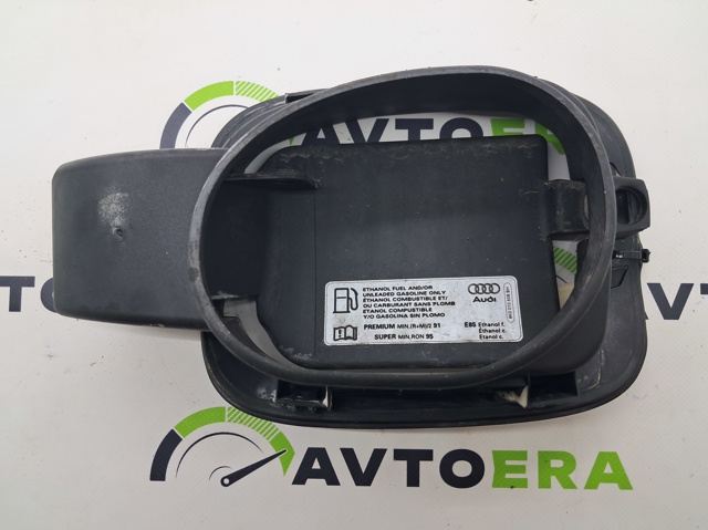 Заливна горловина бензобака 8R0809999B VAG