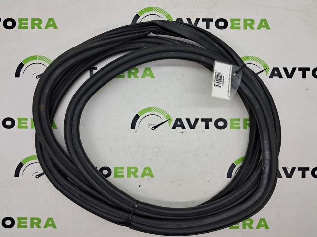 Ущільнювач дверей задніх, (на двері) 8R0833721E VAG