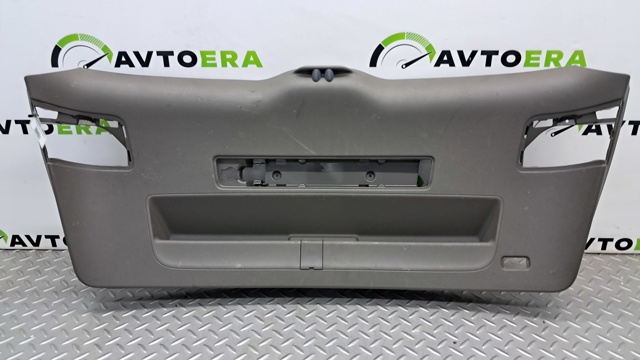 Оббивка багажника 8R0867979BSK4 VAG