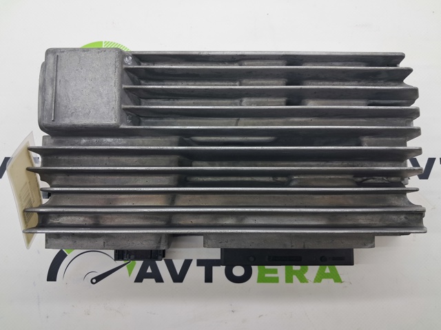 Підсилювач звуку аудіосистеми 8T1035223A VAG