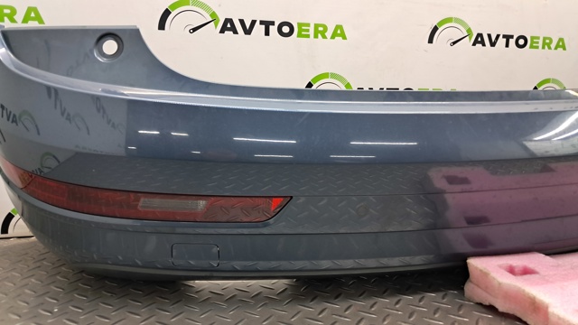 Кожух бампера заднього 8U0807067FGRU VAG