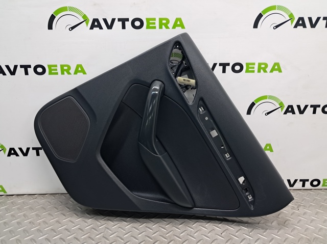 Картка обшивки задніх правих дверей 8U0867304BWFA VAG
