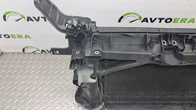Каркас і панелі передка 8V0805588 VAG