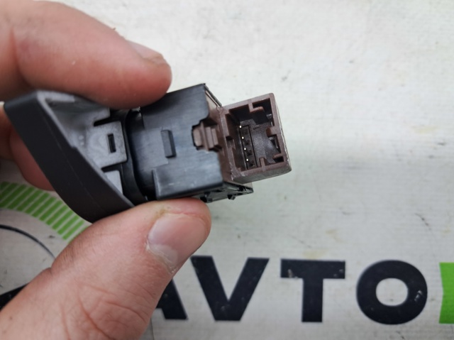 Вимикачі 8V2962108ANV6 VAG