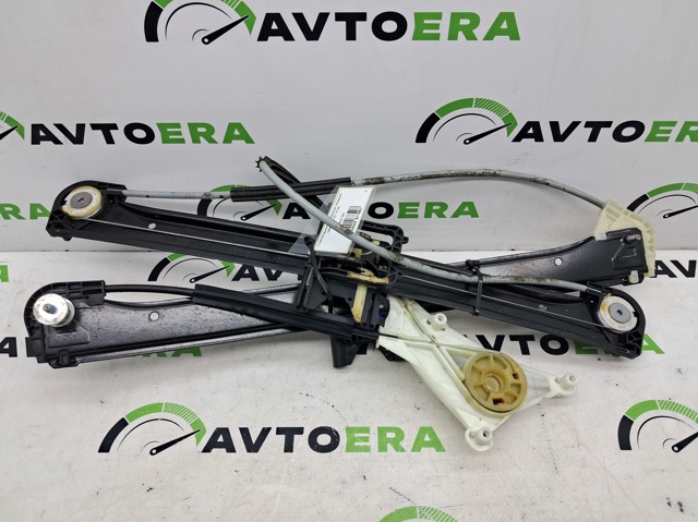 Механізм стеклопідйомника водійських дверей 8V4837461 VAG