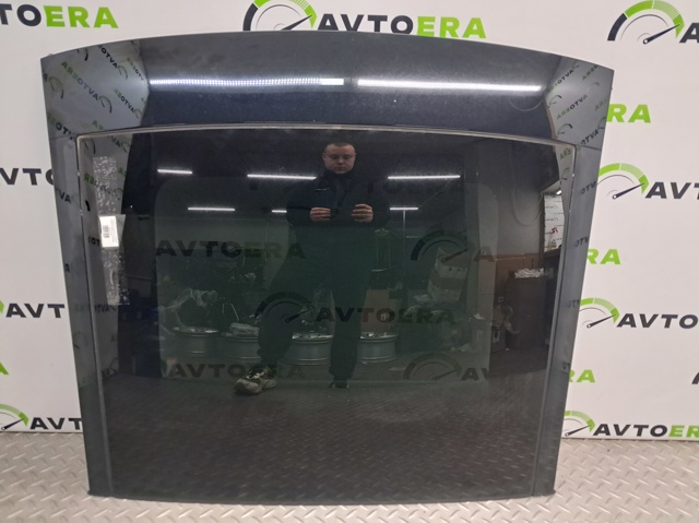 Деталі люків облицювання кузова 8V5877045C VAG