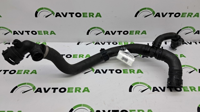 Шланг/патрубок радіатора охолодження, нижній 8W0122055M VAG