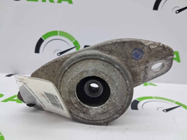 Опора амортизатора 8W0513353 VAG