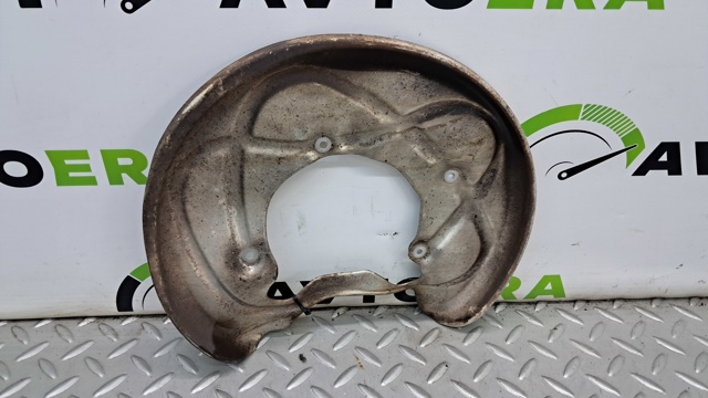 Захист гальмівного диска заднього, правого 8W0615612A VAG